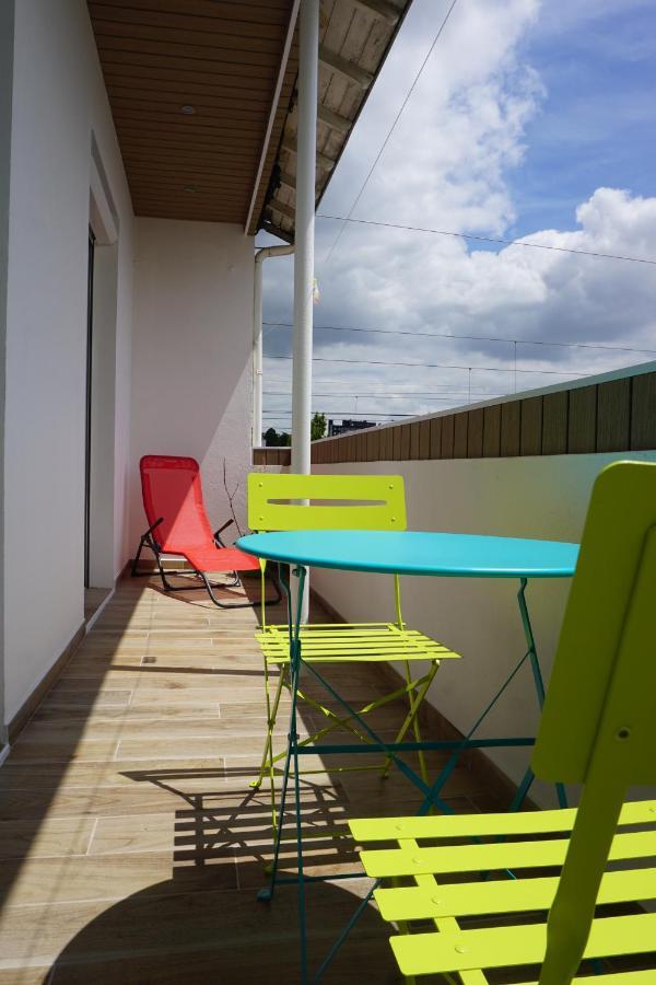 Appart Chic & Moderne Avec Balcon La Roche-sur-Yon Exterior photo