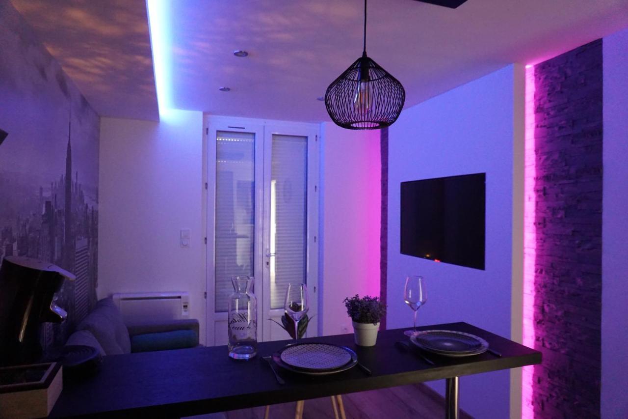Appart Chic & Moderne Avec Balcon La Roche-sur-Yon Exterior photo
