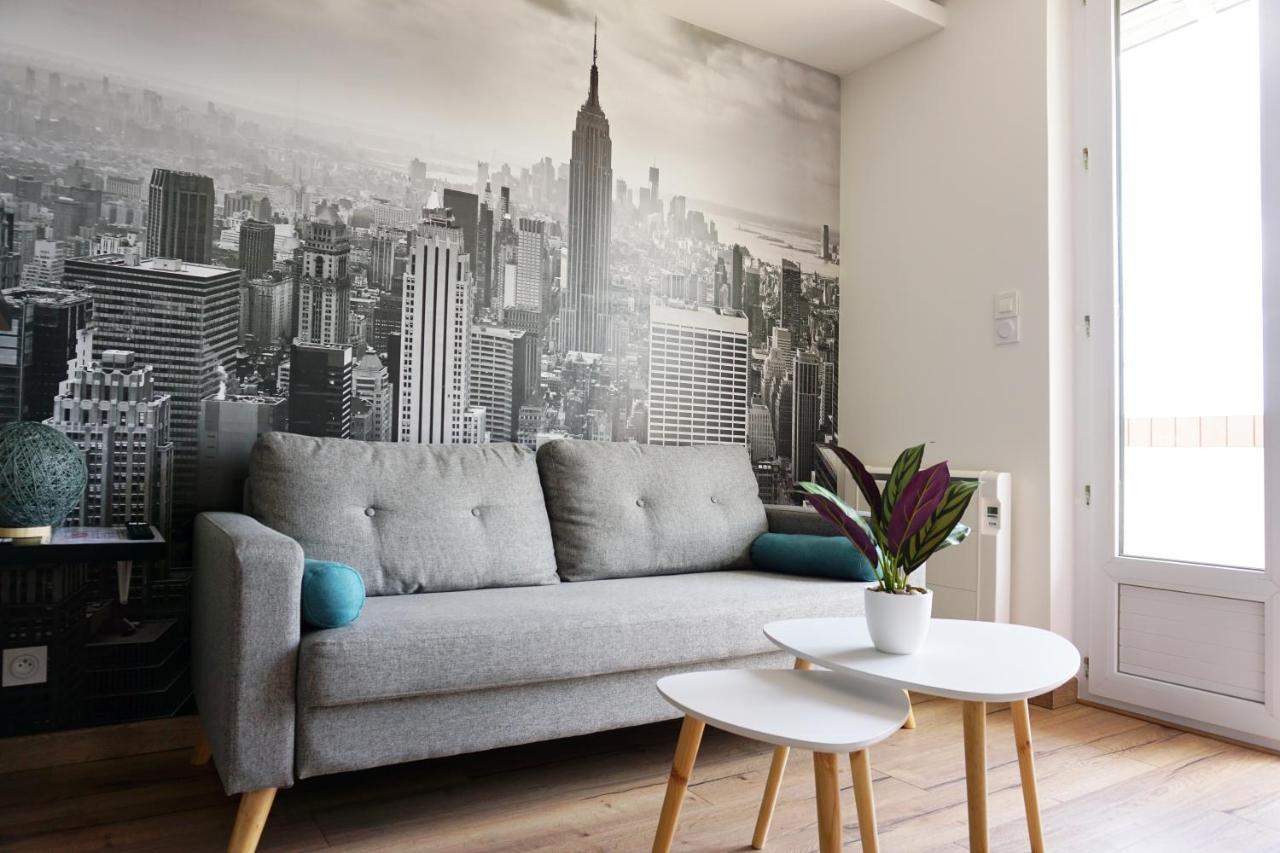 Appart Chic & Moderne Avec Balcon La Roche-sur-Yon Exterior photo